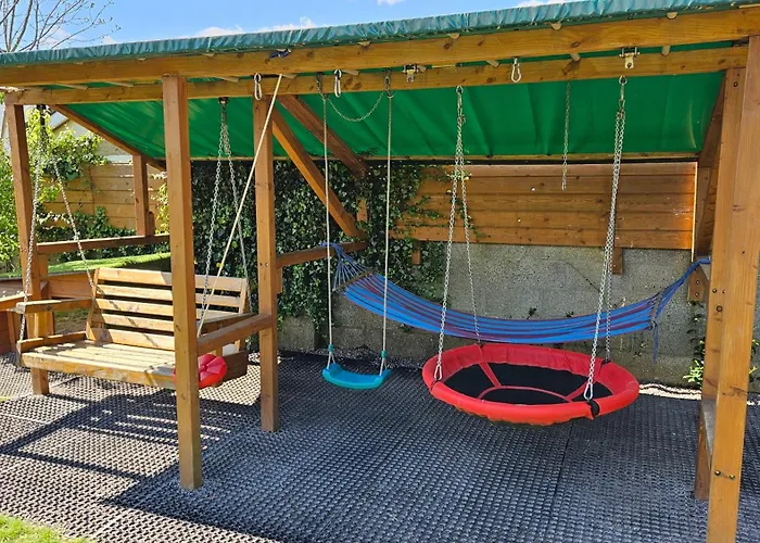 Апартаменты Cosy Hideaway *