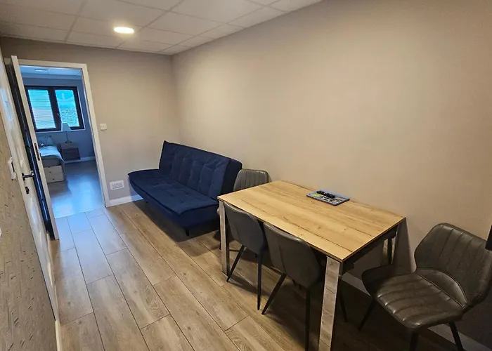 Апартаменты Cosy Hideaway *